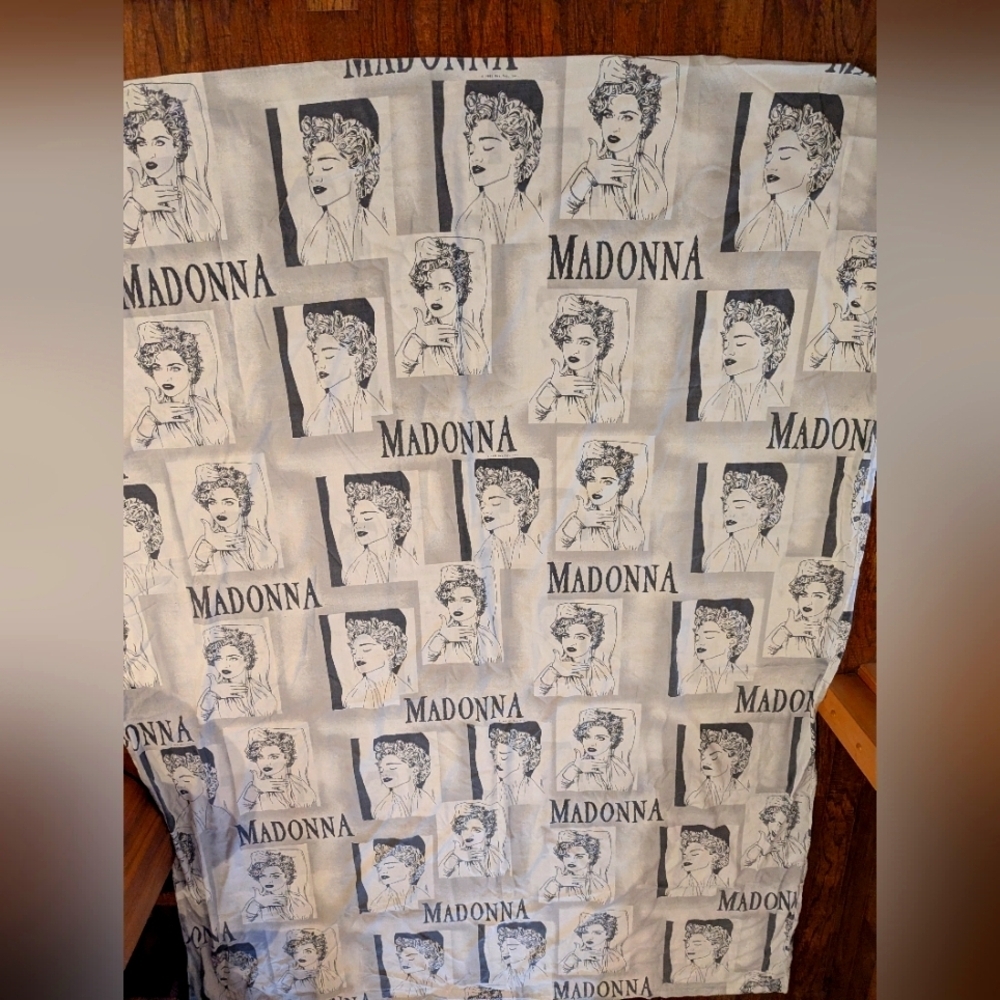 Vintage 90s Madonna icon fan club Vogue Twin duvet cover & Sheet